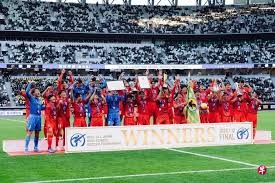 《白夜极光》国服宣布停服，将推出继承数据的离线版